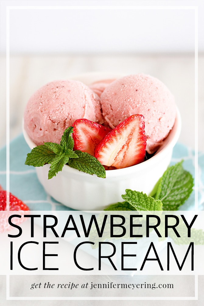 Strawberry Ice Cream | JenniferMeyering.com