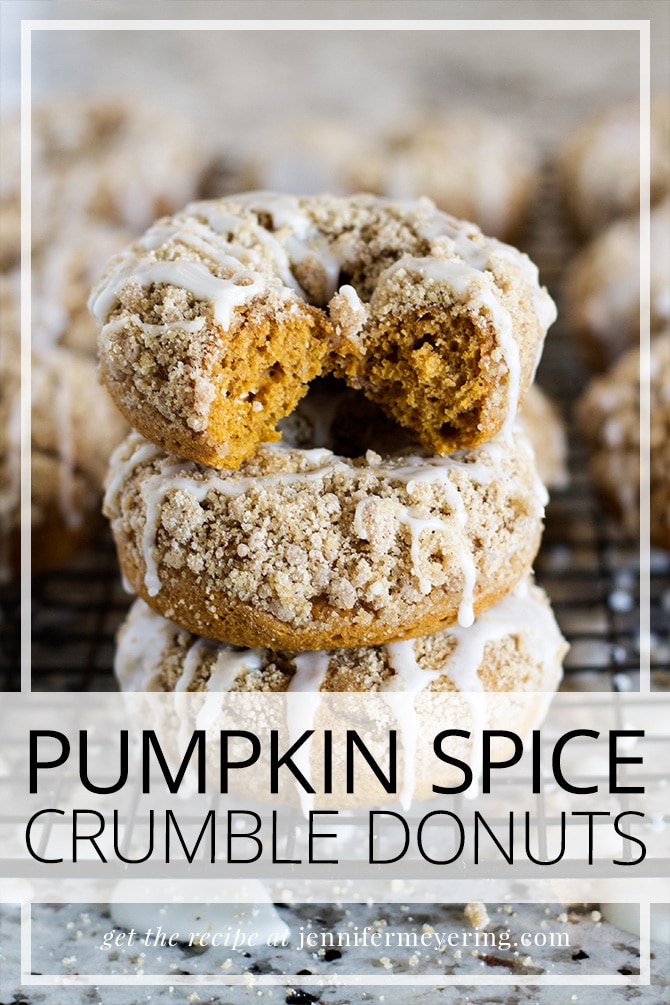 Pumpkin Spice Crumble Donuts -- JenniferMeyering.com
