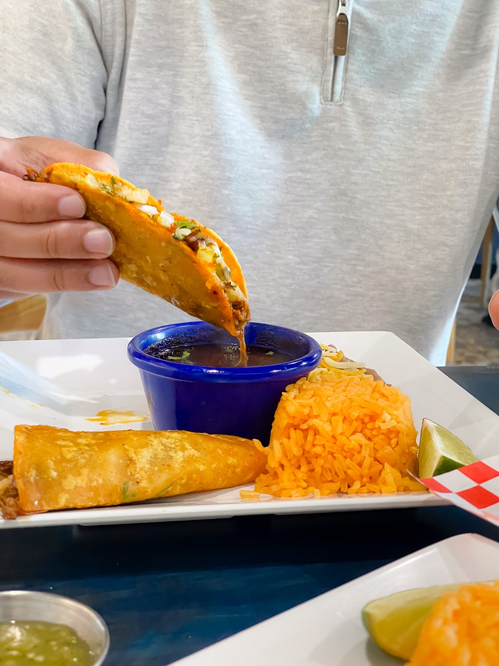 Sr. Ozzy'S Tacos Y Mariscos - Frisco