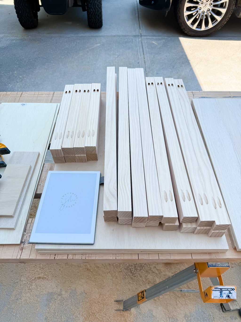 Diy Modern Nightstands: Affordable, Custom, And Easy-To-Build 10 Diy Modern Nightstands 5