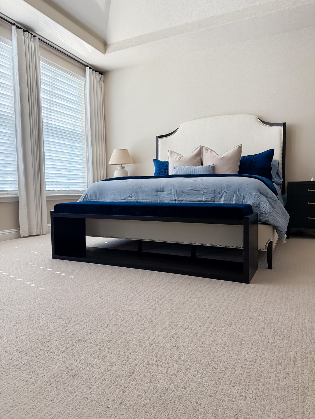 Diy Upholstered Bench: Entryway Or Bedroom 13 Diy Upholstered Bedroom Bench 13